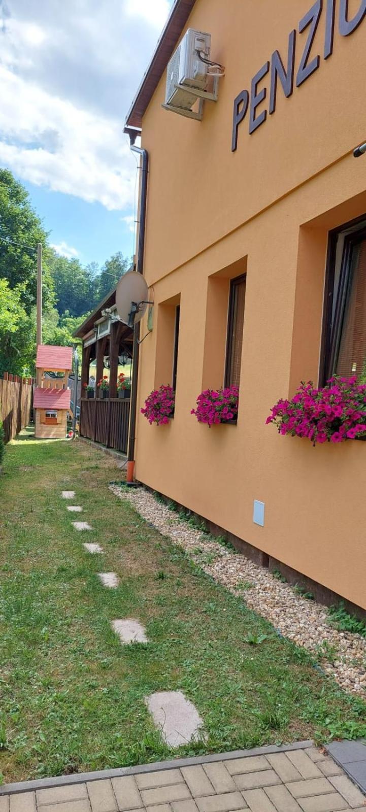 Rodinný pension U Soudku Rudník Esterno foto